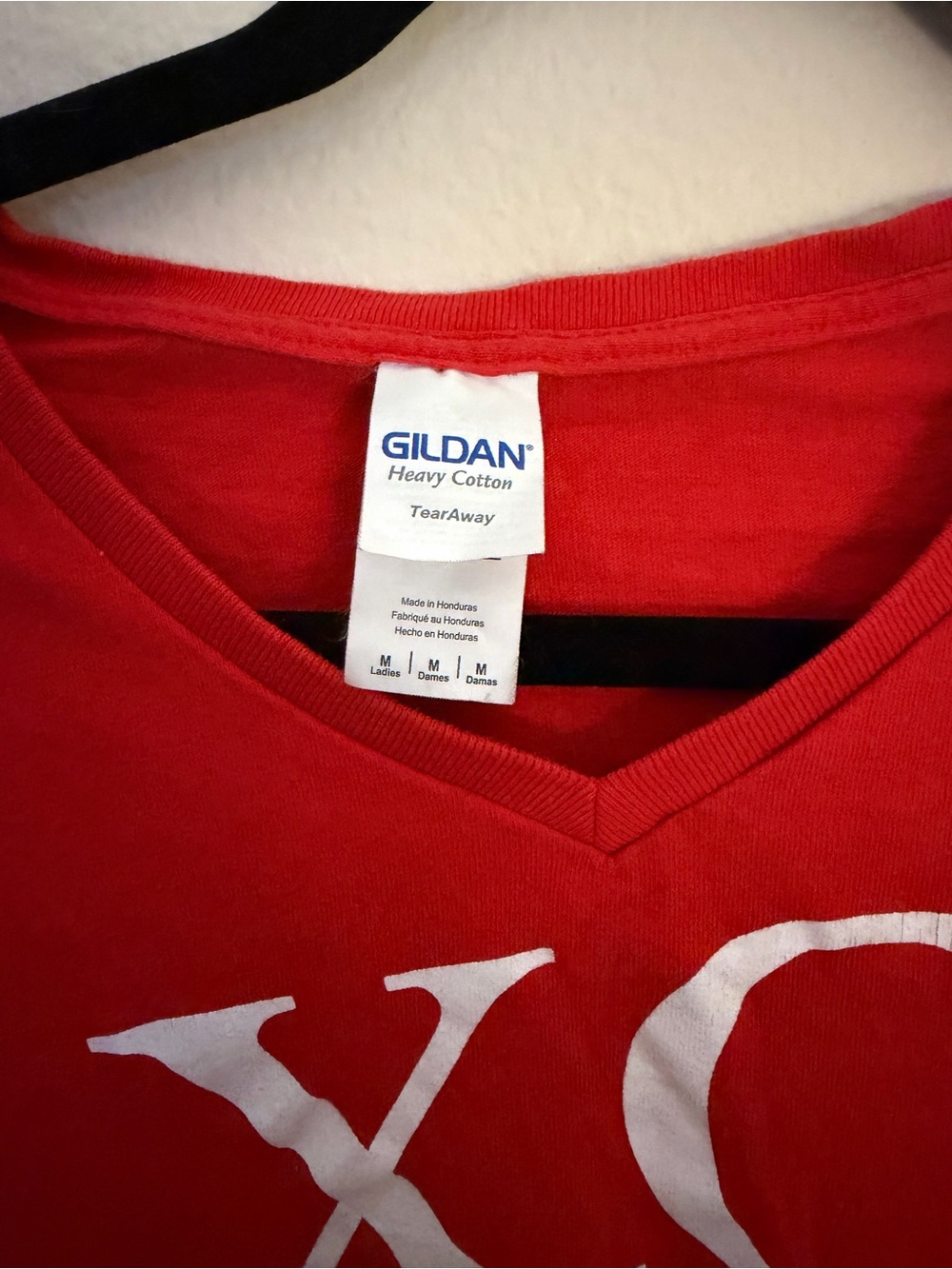 Gildan Red V-Neck Chi Omega Sorority letters Tee - Picture 2 of 2